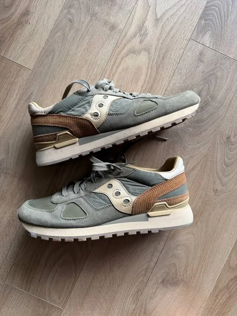 Продам Saucony - Shadow