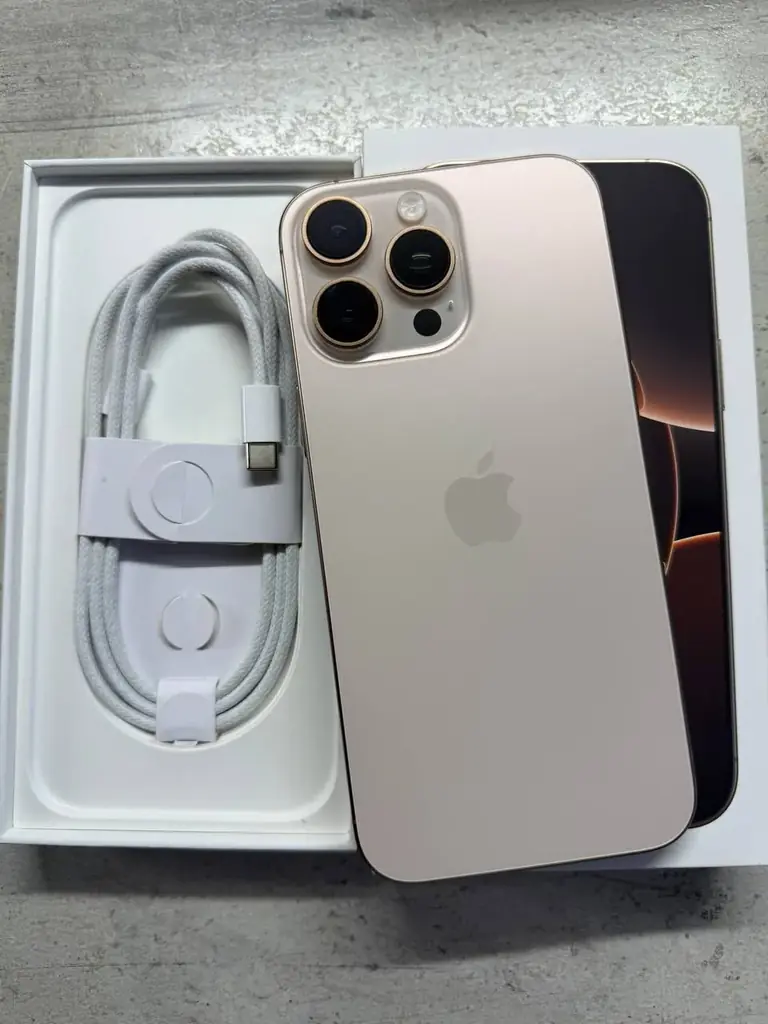iPhone 16 pro max, 256 gb, 91% bh, пока на гарантии, вставляется физ. сим+ есим. Состояние идеально…