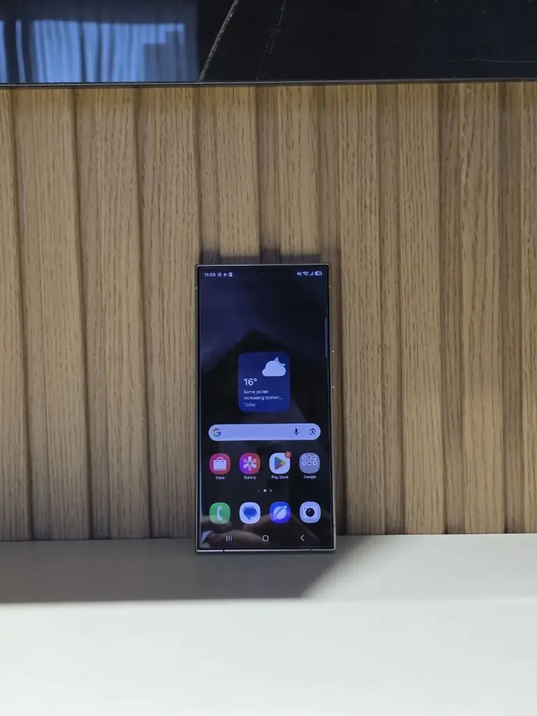 Продам Galaxy S24 Ultra 12/256 Natural Titanium. Лежит в полке уже полгода. Покупался в Zoommer око…