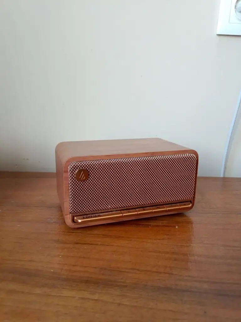 Bluetooth-колонка Edifier MP230. В отличном состоянии, почти не использовалась. Звук прекрасный. За…