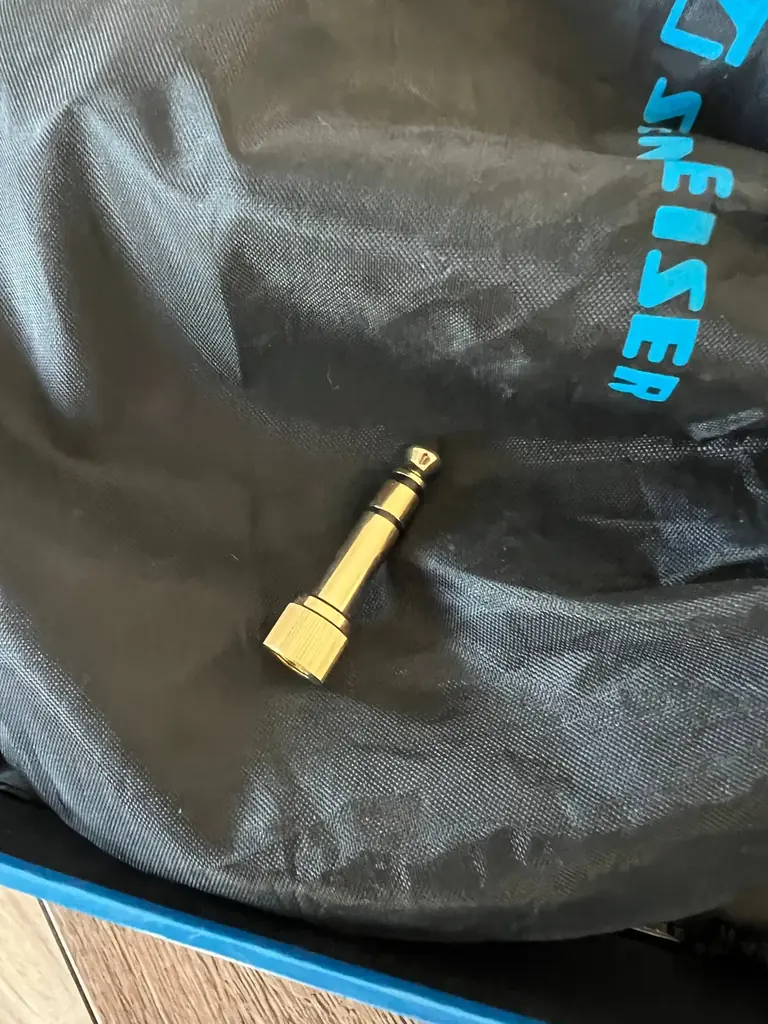 Продам наушники Sennheiser HD 25 Plus