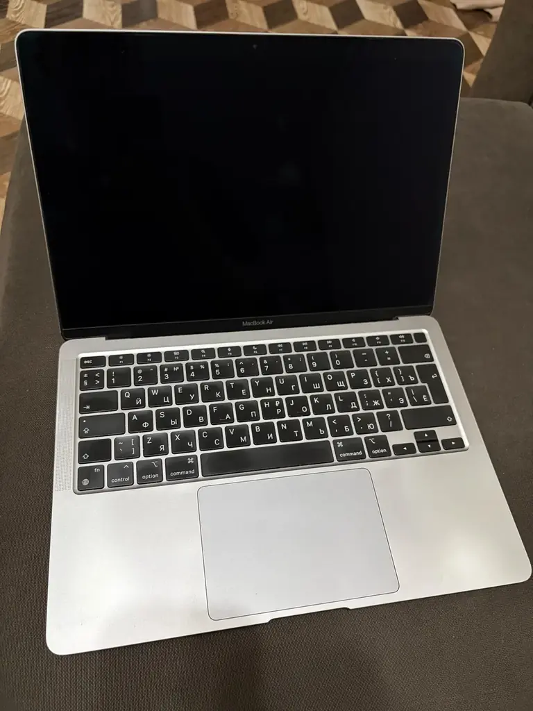 Продаю MacBook Air 13″ M1 (2020)