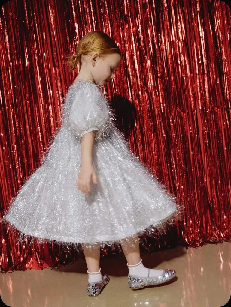 Продам новые платья для девочки 5-6 лет👗