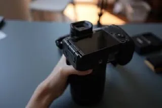 продам canon eos r + canon rf 24-105 f4. хорошее состояние, был в домашнем использовании. в комплек…