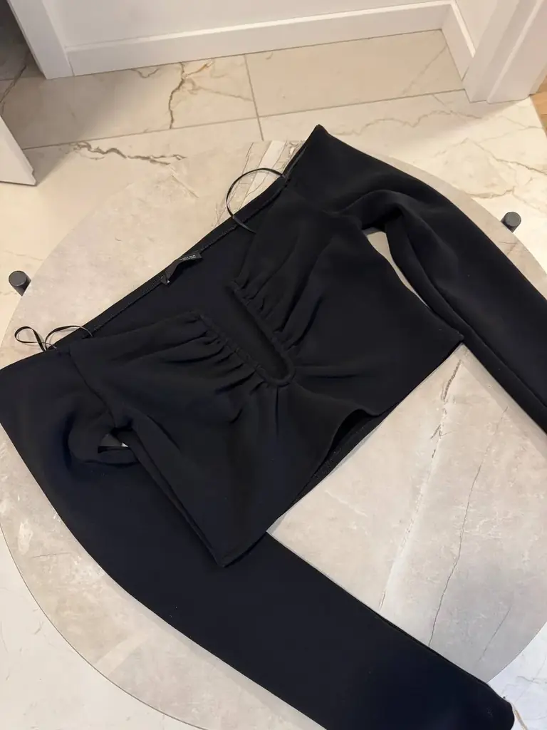 🖤 Продаётся: женский чёрный топ Zara
