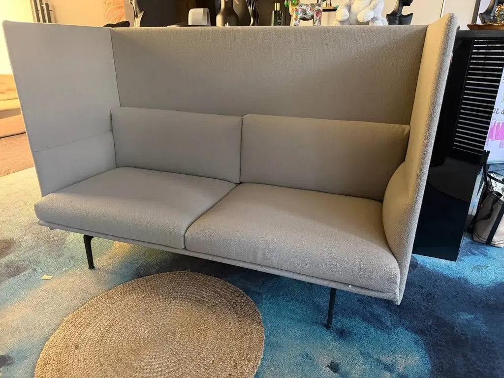 🛋️ Продаётся: дизайнерский офисный диван-купе