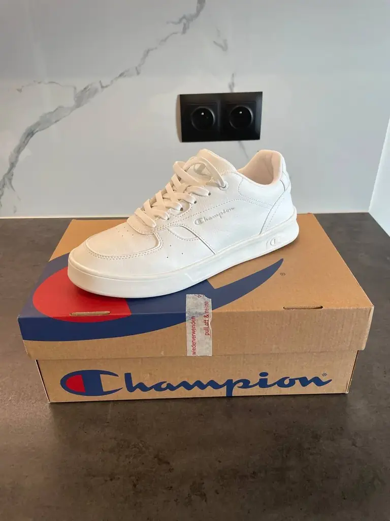👟 Продаются: мужские кроссовки Champion, размер 41