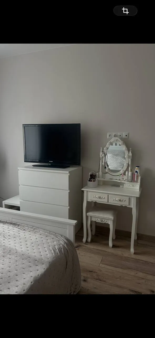 🏠 Продаются: мебель IKEA и телевизор